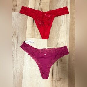NWT Victoria’s Secret XL lace thong panties 2 pair